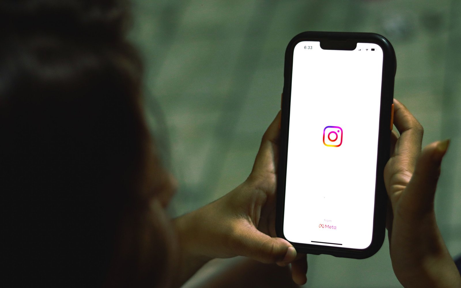 How to Create an Instagram Brand Kit: A Complete Guide to Building a Consistent Brand