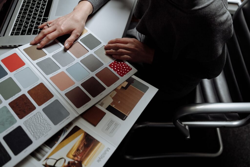 How to Choose the Right Colors for Your Brand